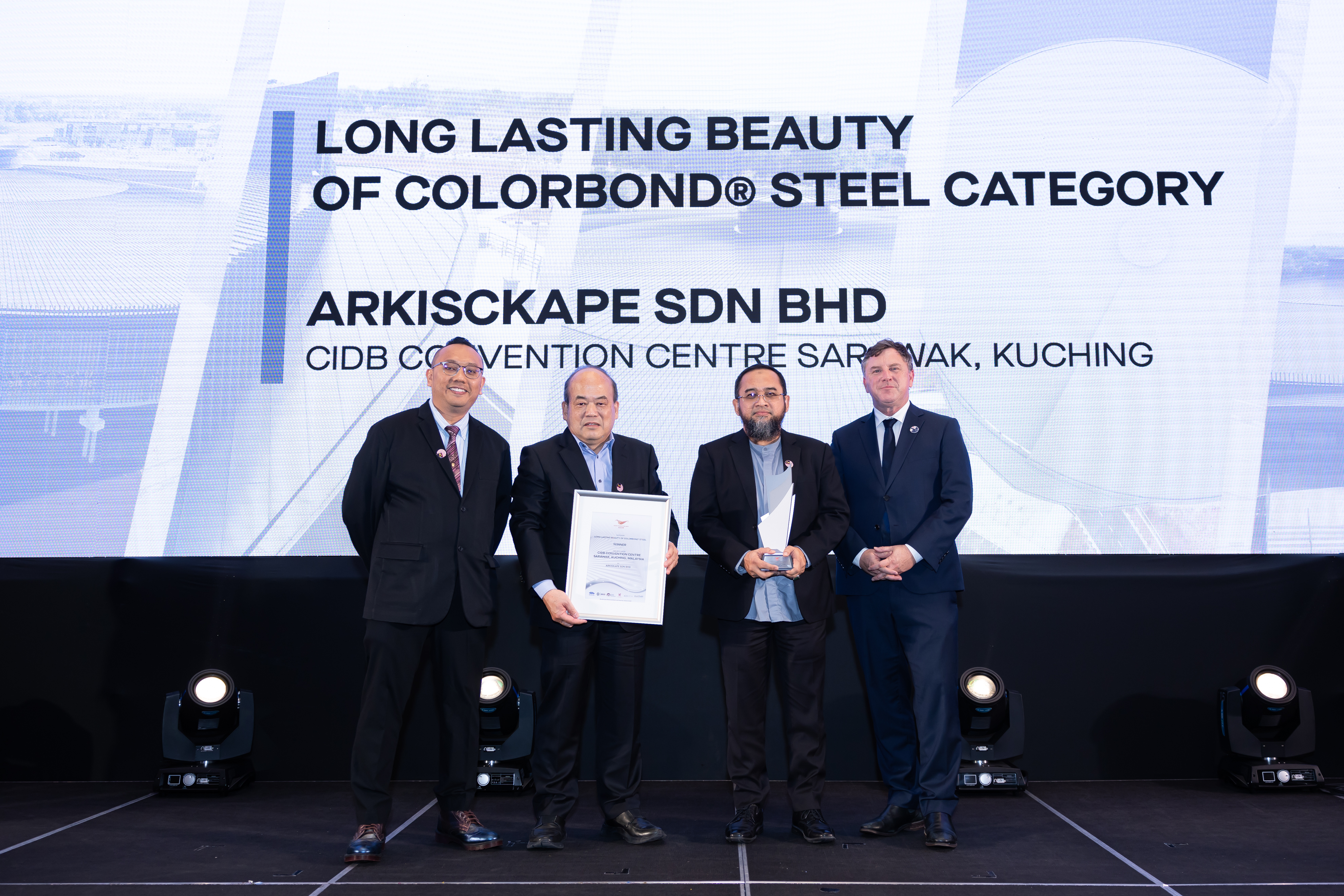 bluescope-steel-architectural-awards-asean_deswan-kwek_irwan-iswandi_sumardy-ghazali_arkiskape_malaysia